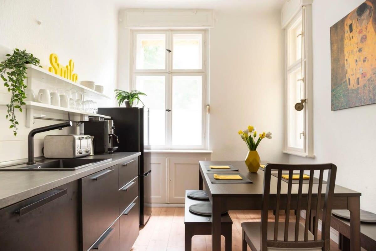 Stylish Loft Selfcheckin Street Parking Appartement Berlijn